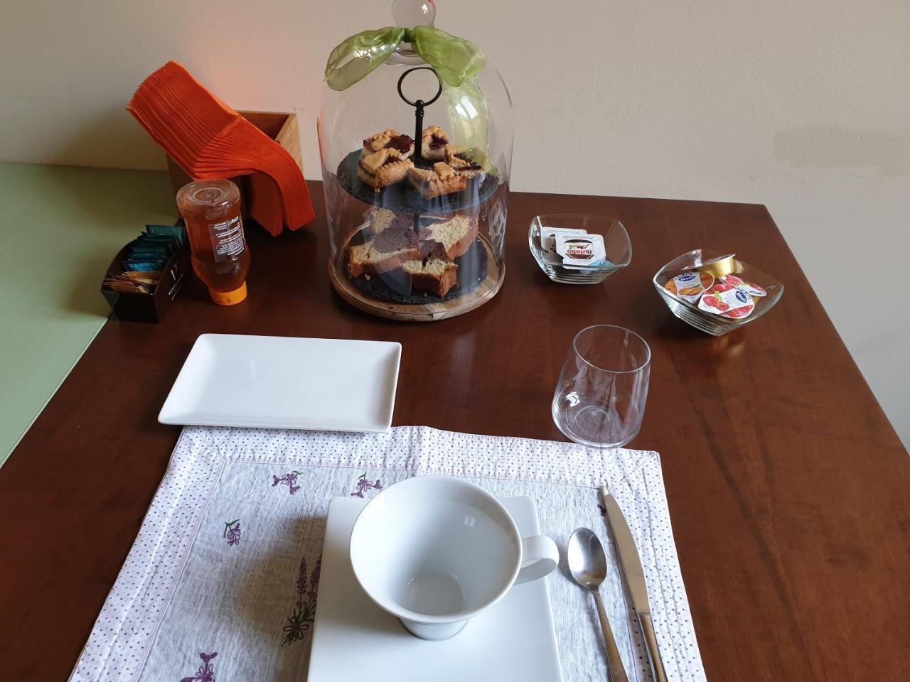 Guest House Il Giardino كولّي فال ديلسا المظهر الخارجي الصورة